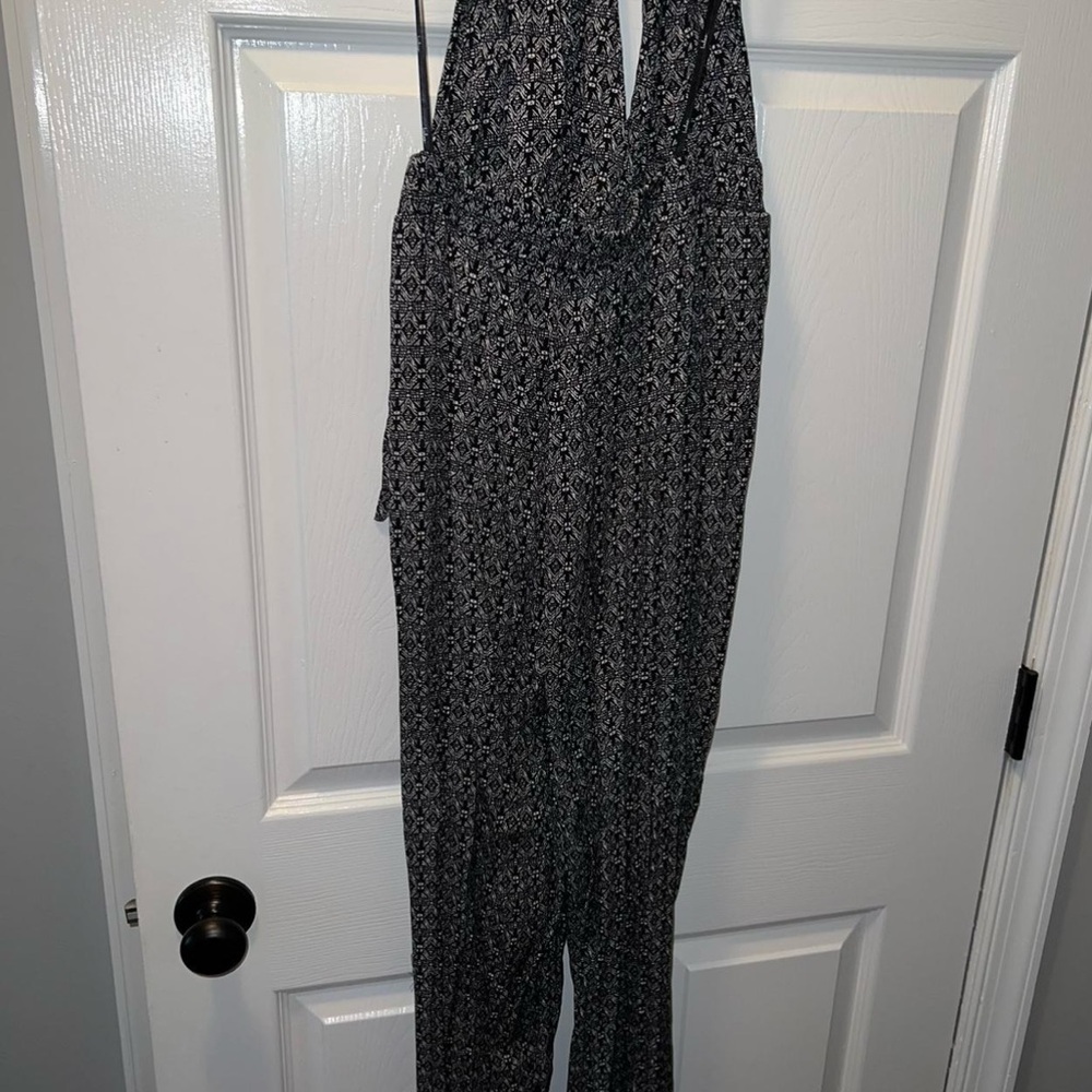 Lulus Jumpsuit - Picture 4 of 5